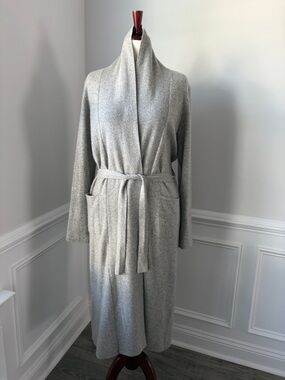 Wendy B. Cashmere Robe with Belt | gray | XL